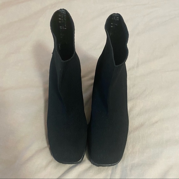 ASOS Chunky Heeled Boots in Black Knit - Picture 3 of 4